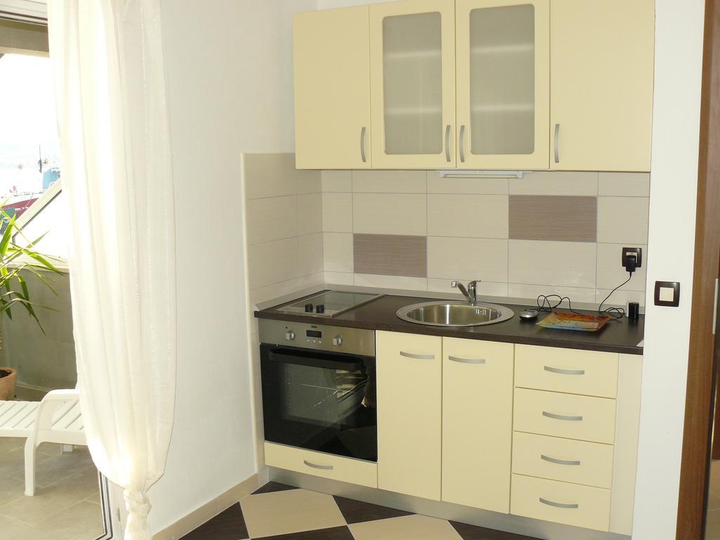 Apartments Selina Vinišće Chambre photo
