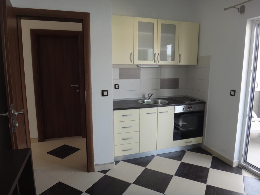 Apartments Selina Vinišće Extérieur photo