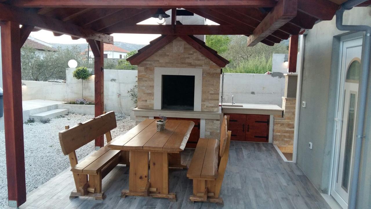 Apartments Selina Vinišće Extérieur photo